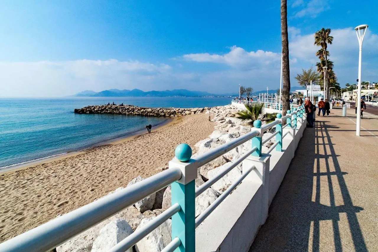 Mini Duplex 50M Du Vieux Port Apartment Cannes