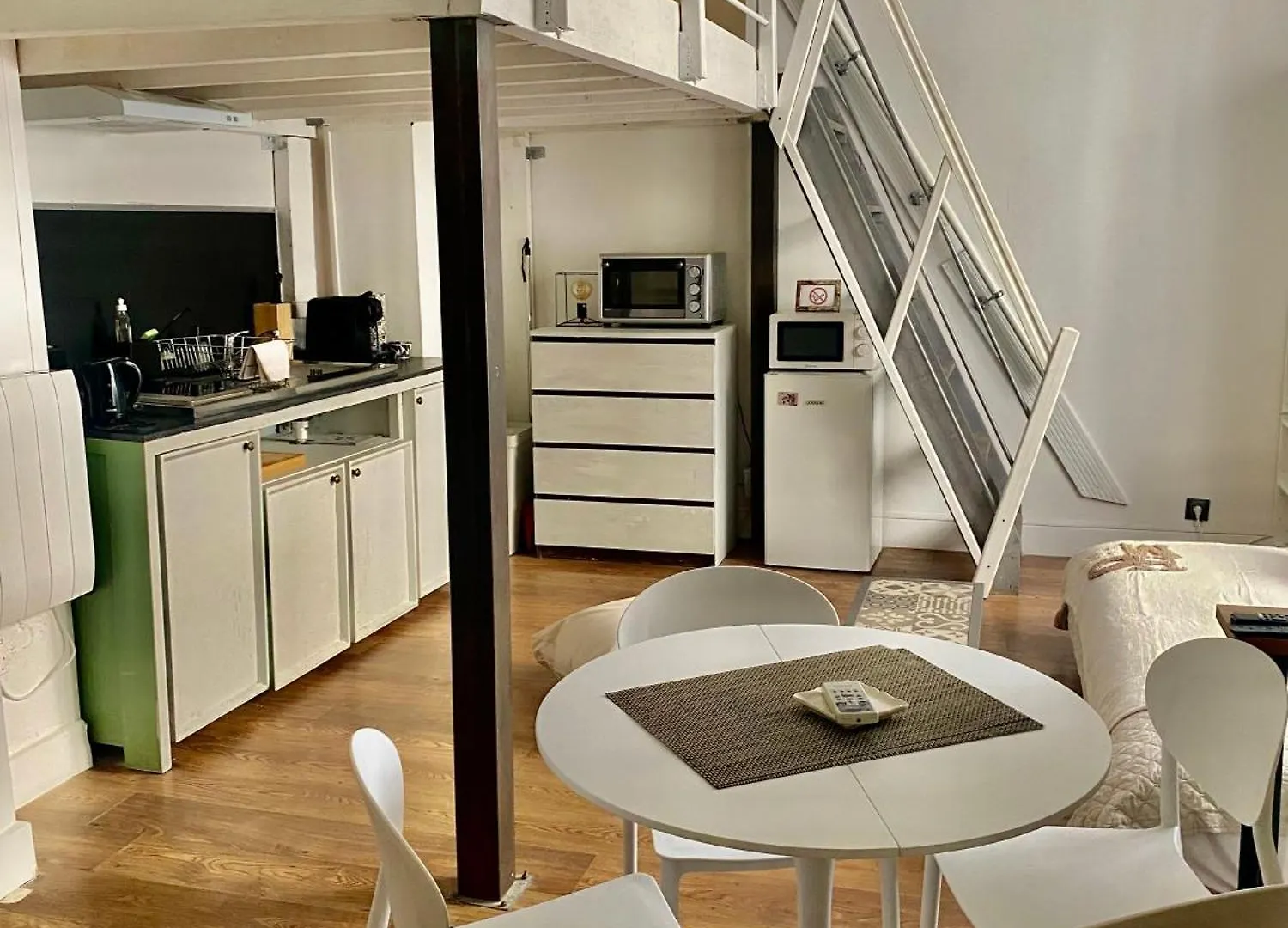 Mini Duplex 50M Du Vieux Port Apartment Cannes